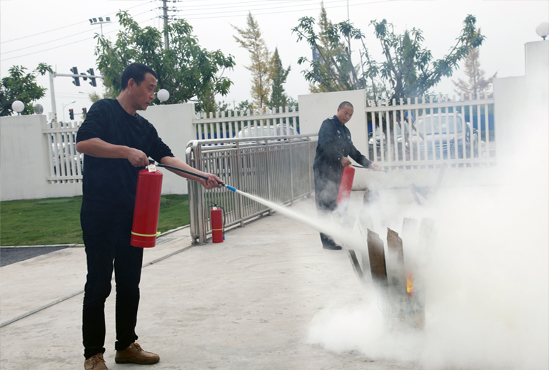 城東幼兒園開展反恐防暴及消防演習
